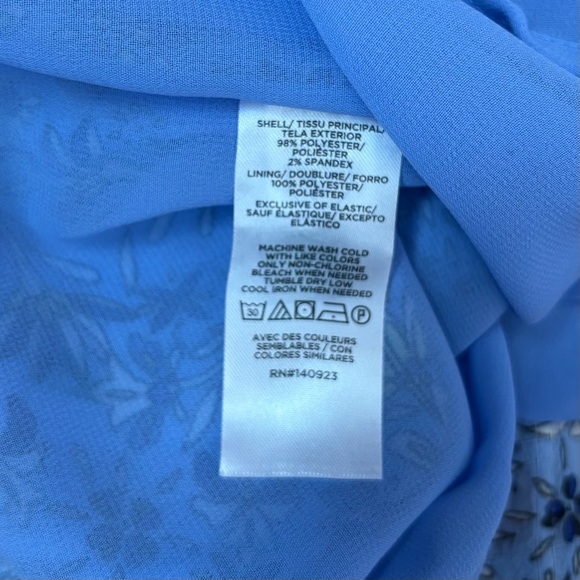 LOFT Blue Floral Blouse - Picture 9 of 10